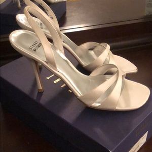 Stuart Weitzman delovely satin shoes- size 9.5
